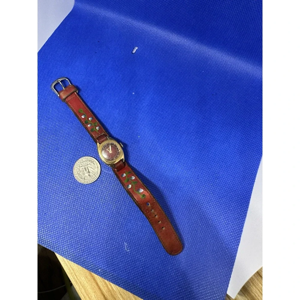 WORKING* Timex Rare Vintage Watch Red & Gold Dial Mechanical Watch With Red Band
